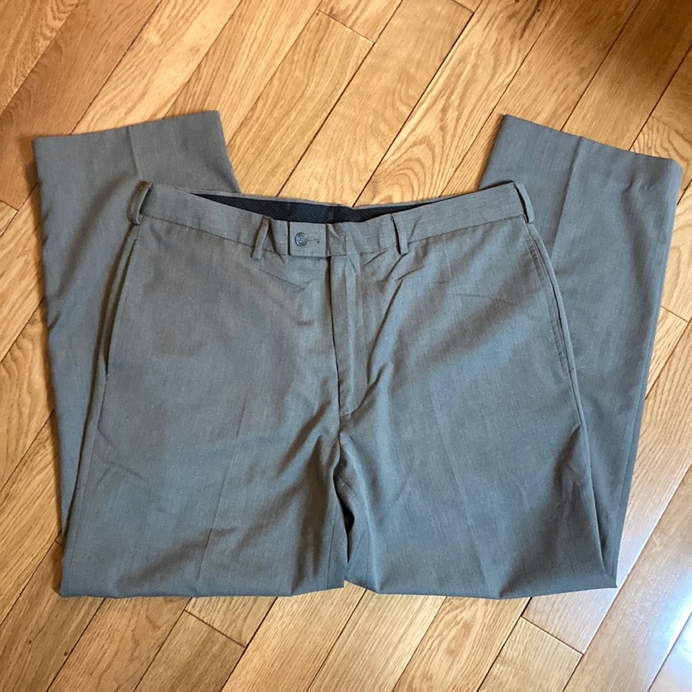 Mens Van Heusen flat front dress pants
